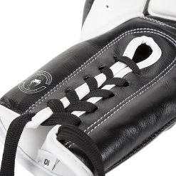 Venum Giant Boxing Gloves - Laces